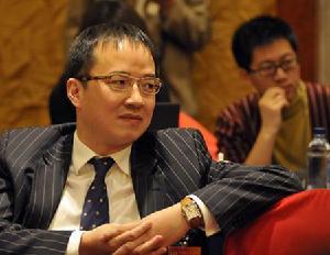 2010年3月11日，上海地產富豪王征攜手內地5家著名國企召開新聞發布會，宣布入主亞視后的未來發展大計。