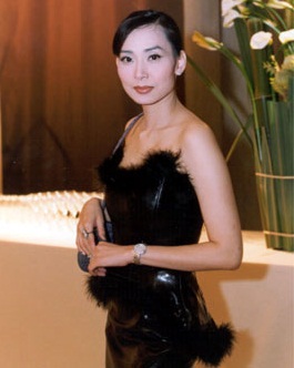 鄺美云