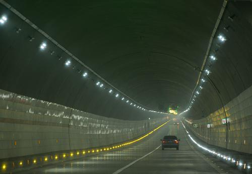桃關隧道