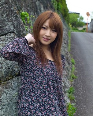 神咲詩織