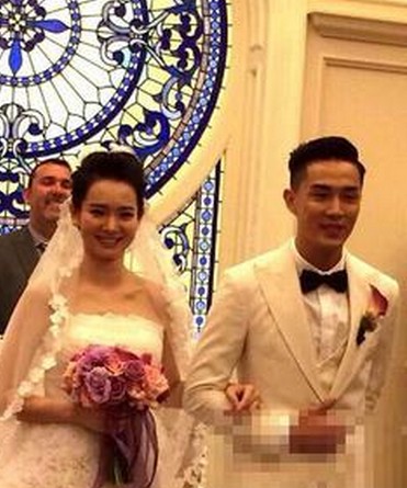 戚薇與李承鉉美國完婚