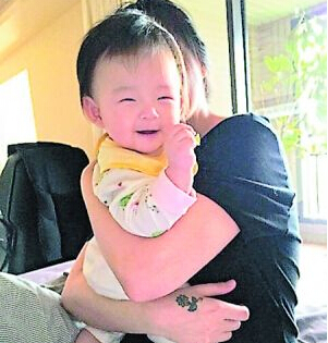 汪小菲曬女兒甜笑照
