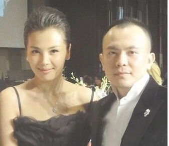 王珂背上紋濤字