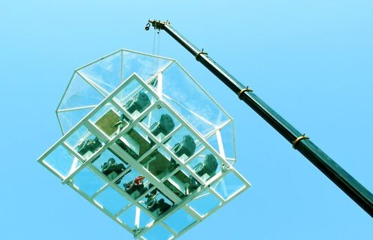 空中懸浮餐廳