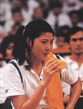 中國女子羽毛球隊首獲尤伯杯