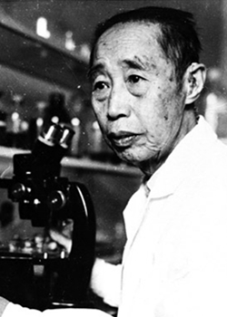 中國胚胎學和發育生物學家童第周出生
