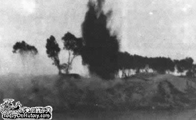 1938年6月9日 國民黨軍隊炸開花園口大堤（圖片來源：歷史上的今天TodayOnHistory.com）