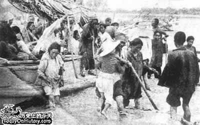1938年6月9日 國民黨軍隊炸開花園口大堤（圖片來源：歷史上的今天TodayOnHistory.com）
