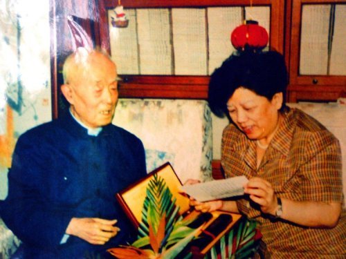 國(guó)學(xué)大師季羨林逝世