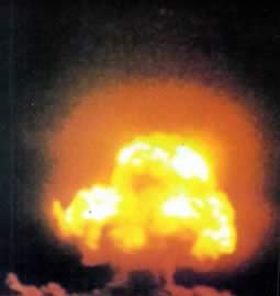 世界第一顆原子彈爆炸