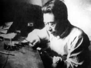 聞一多參加李公樸追悼會中遇刺身亡