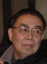 我國哲學家、社會學家李慎之出生