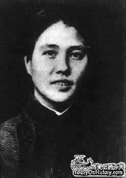 中國婦女運動領(lǐng)袖向警予誕生