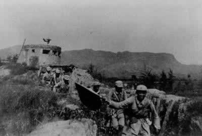 八路軍發(fā)動(dòng)“百團(tuán)大戰(zhàn)”