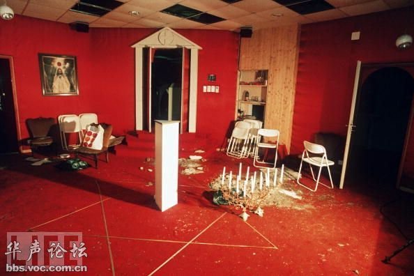 瑞士“太陽圣殿”教成員集體自殺