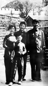人民藝術家趙丹逝世