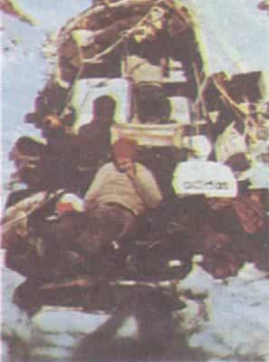遇難飛機(jī)中的幸存者承認(rèn)他們?cè)橙巳?/>
</p>
<p style=