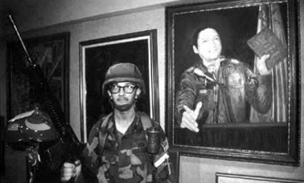 巴拿馬前國防軍司令諾列加被押送美國