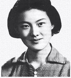 中國著名外交家章含之病逝，終年73歲（轉(zhuǎn)自：歷史上的今天。com）