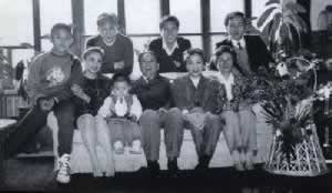 秦基偉同志逝世