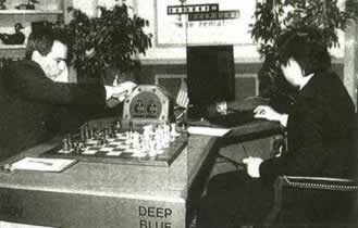 首次國際象棋人機(jī)大戰(zhàn)落下帷幕：人勝“深藍(lán)”（歷史上今天lssjt.cn）