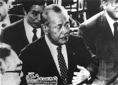 日本洛克希德賄賂案敗露，前首相田中角榮被判刑（歷史上今天lssjt.cn）