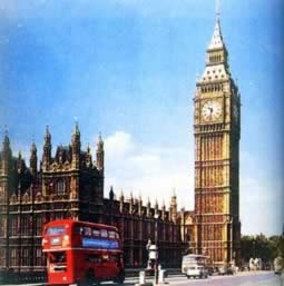 我國(guó)與英國(guó)外交關(guān)系升為大使級(jí)