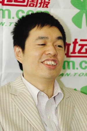 馬曉春獲中國第一位圍棋“天元”稱號（轉自：歷史上的今天。中國）