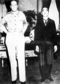 美國(guó)二戰(zhàn)將領(lǐng)麥克阿瑟病逝