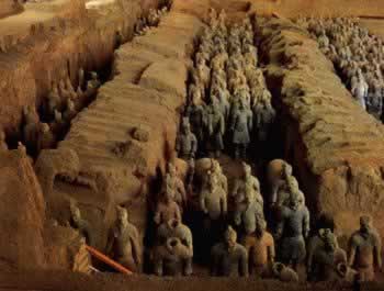 陜西臨潼農民發現秦始皇兵馬俑