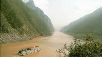全國人大批準三峽工程