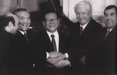 中俄建立戰略協作伙伴關系