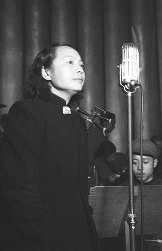 電影藝術家王人美逝世