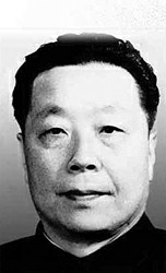 教育部部長周榮鑫受“四人幫”的誣陷迫害在北京逝世