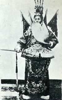 京劇表演藝術(shù)家譚鑫培逝世