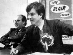 英國首相布萊爾誕辰