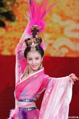 春晚彩排四大美女露真容 靚穎張杰沒現身
