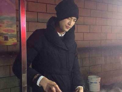 史上最帥年糕小哥