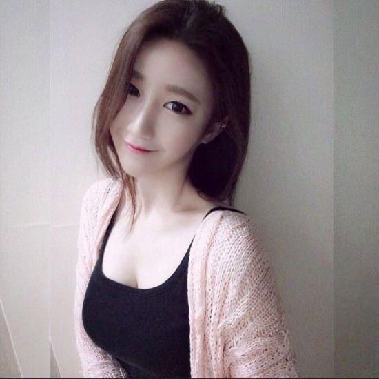 雪肌女實習老師