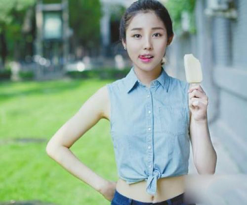 雪糕妹妹李炫臻清純來襲