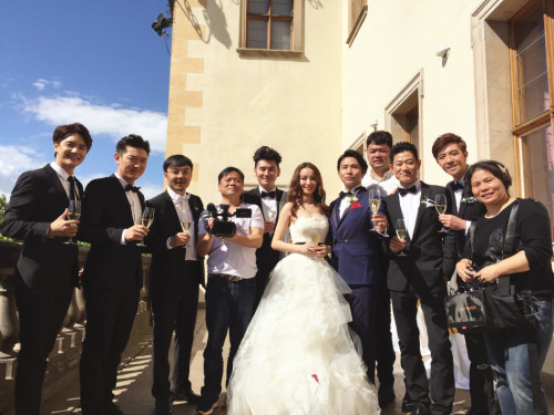 歐弟布拉格舉行婚禮 天天七兄弟驚喜合體