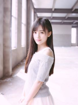 鞠婧祎