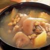 黃豆豬蹄湯