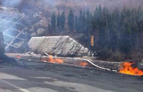大霧致晉蘇鄂境內(nèi)部分高速路段封閉